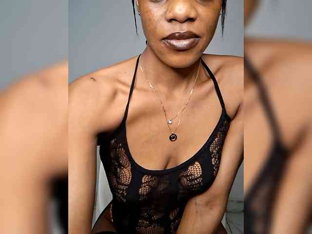 GlobeTrottieHottie1 webcam