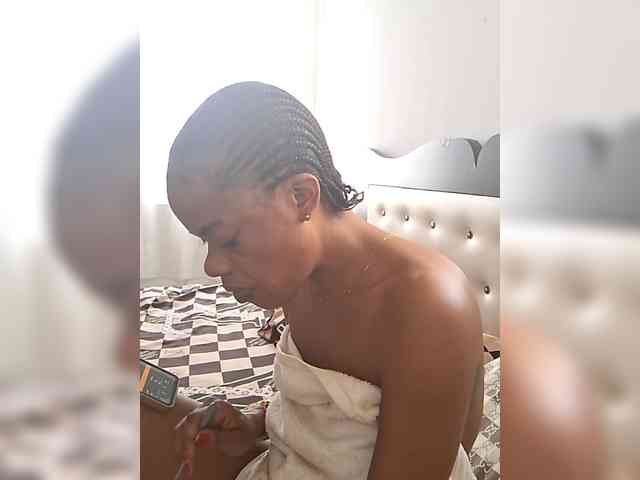 GlobeTrottieHottie1 webcam