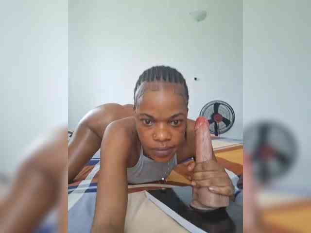 GlobeTrottieHottie1 webcam