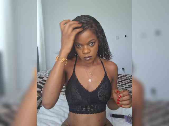 GlobeTrottieHottie1 webcam