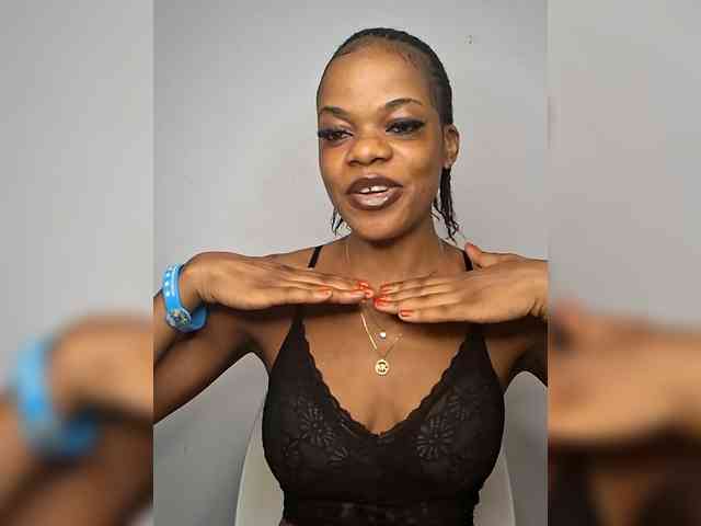 GlobeTrottieHottie1 webcam