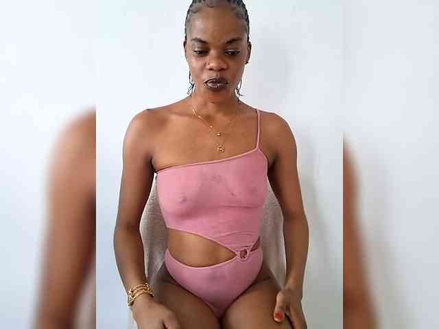 GlobeTrottieHottie1 webcam