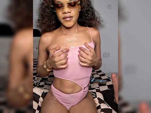 GlobeTrottieHottie1 webcam