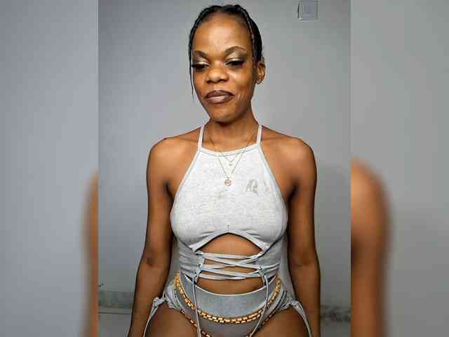 GlobeTrottieHottie1 webcam