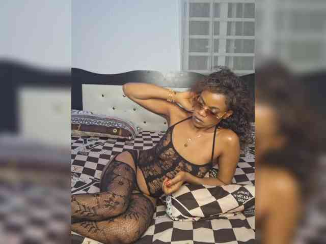 GlobeTrottieHottie1 webcam