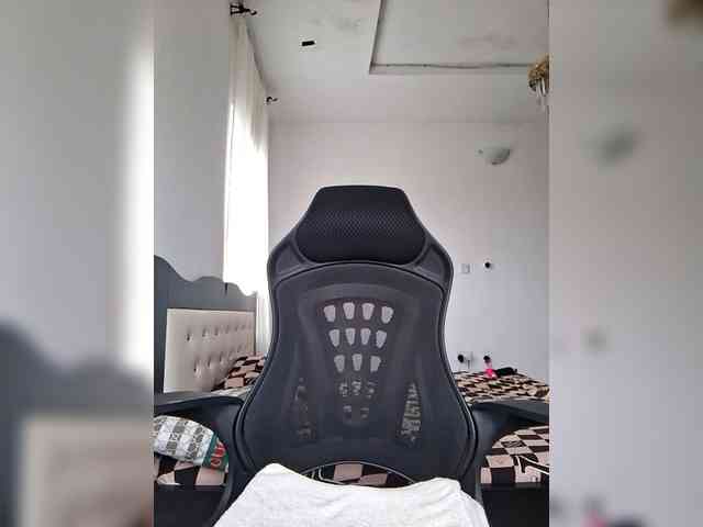 GlobeTrottieHottie1 webcam