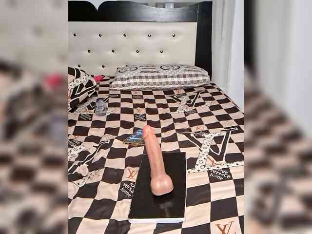 GlobeTrottieHottie1 webcam