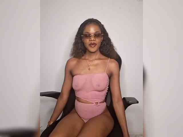 GlobeTrottieHottie1 webcam