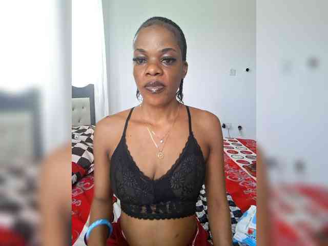 GlobeTrottieHottie1 webcam