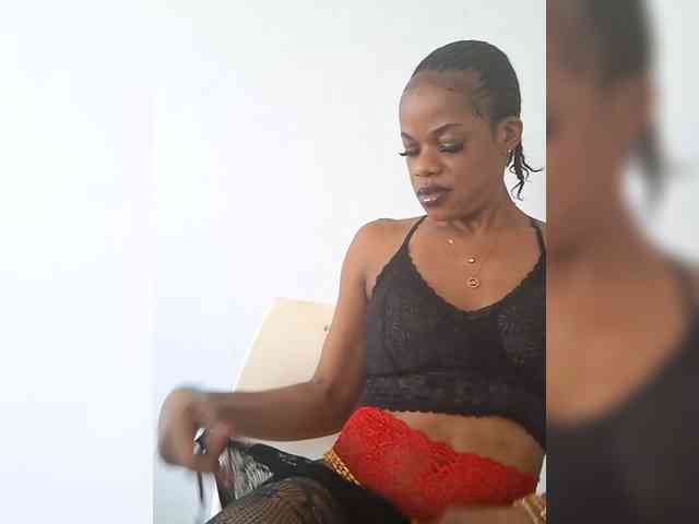 GlobeTrottieHottie1 webcam