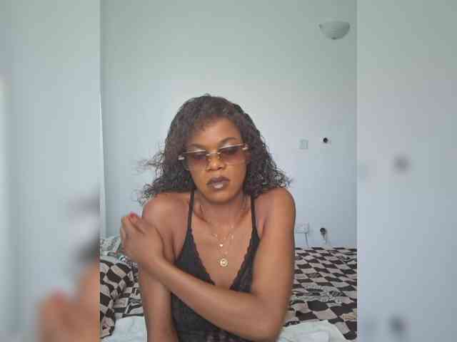 GlobeTrottieHottie1 webcam