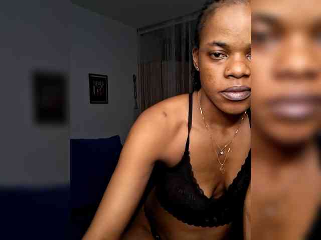 GlobeTrottieHottie1 webcam