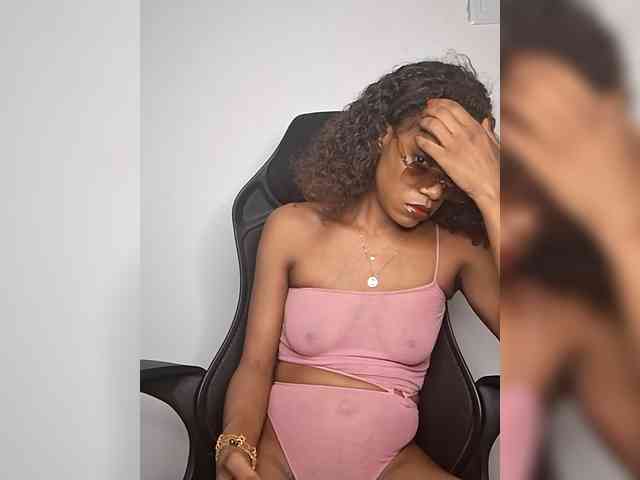 GlobeTrottieHottie1 webcam