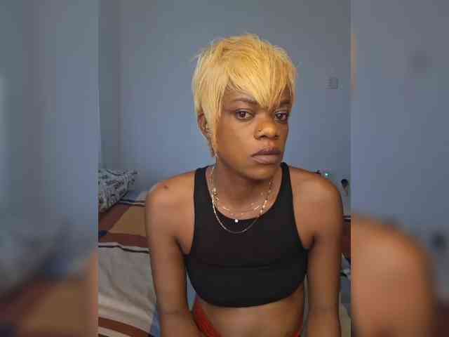 GlobeTrottieHottie1 webcam