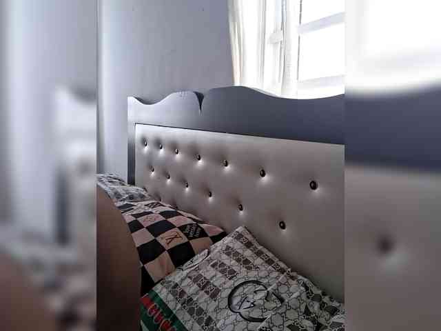 GlobeTrottieHottie1 webcam