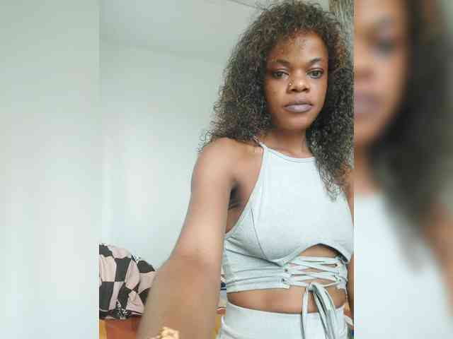 GlobeTrottieHottie1 webcam