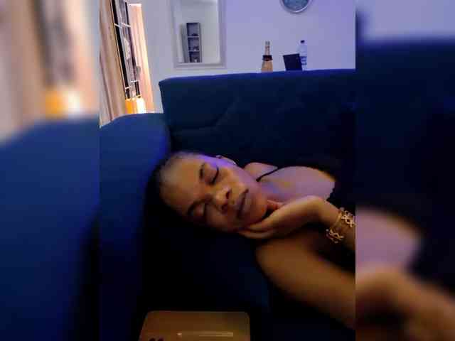 GlobeTrottieHottie1 webcam