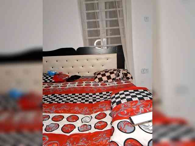 GlobeTrottieHottie1 webcam