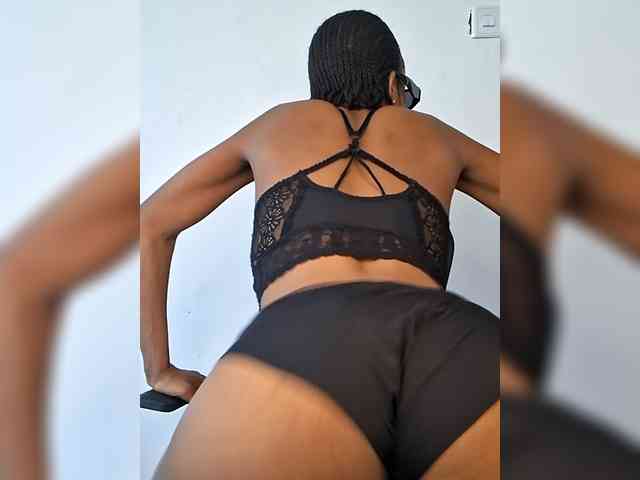 GlobeTrottieHottie1 webcam