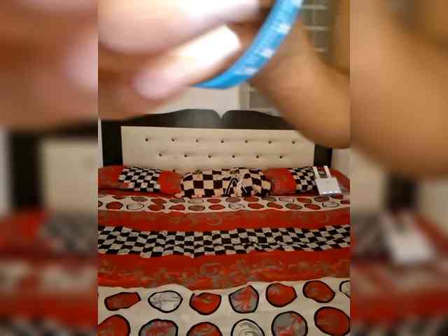 GlobeTrottieHottie1 webcam