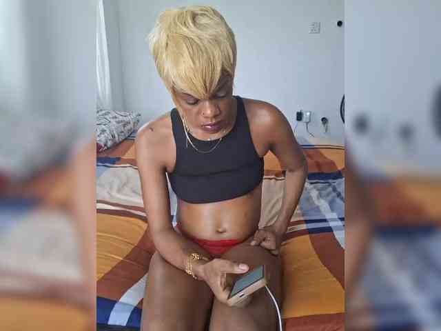 GlobeTrottieHottie1 webcam