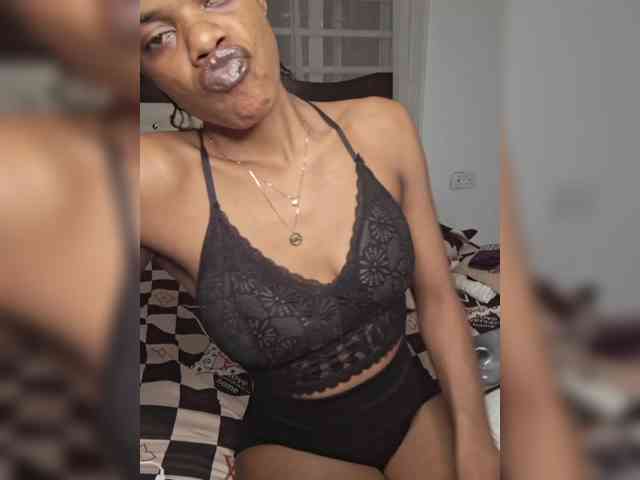 GlobeTrottieHottie1 webcam