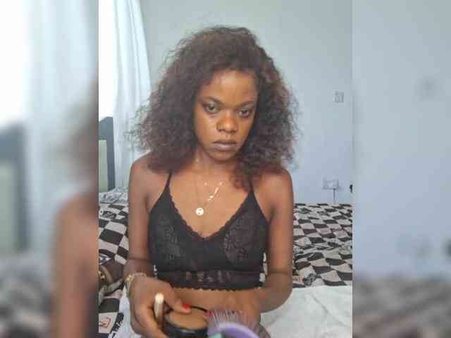 GlobeTrottieHottie1 webcam