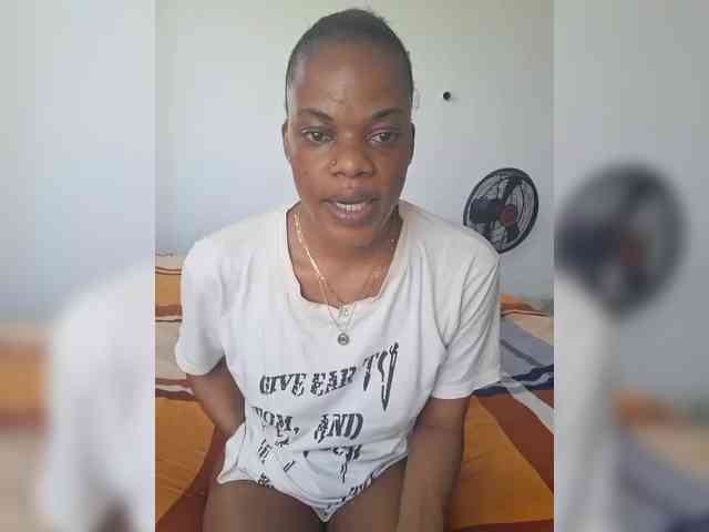 GlobeTrottieHottie1 webcam