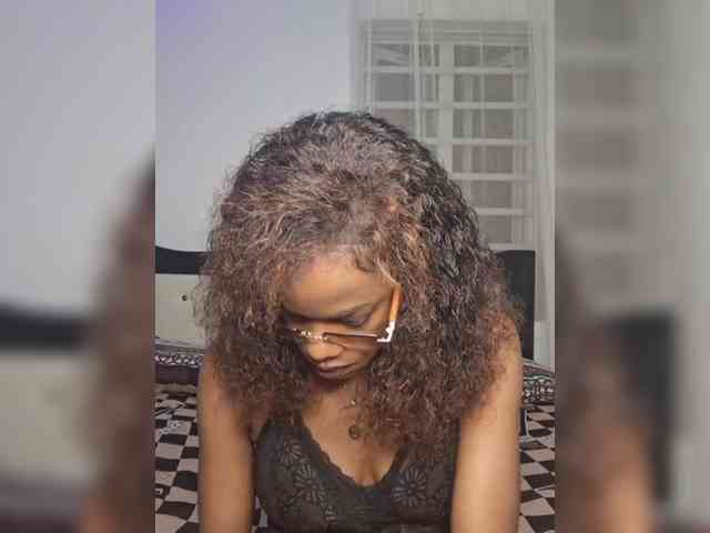 GlobeTrottieHottie1 webcam