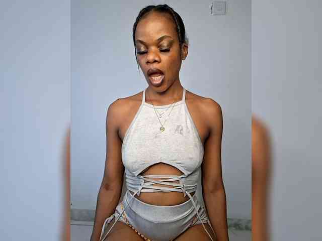 GlobeTrottieHottie1 webcam