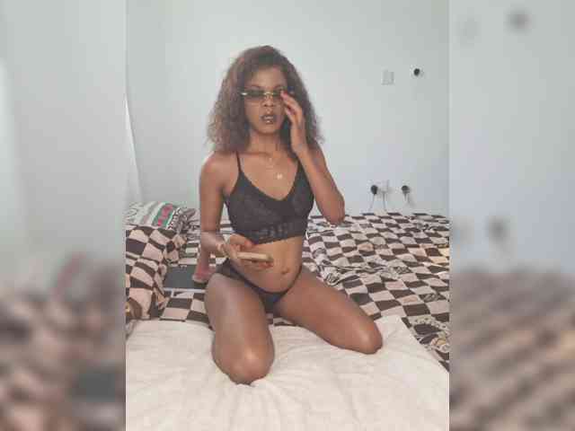 GlobeTrottieHottie1 webcam