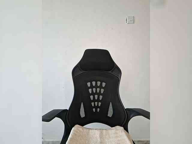 GlobeTrottieHottie1 webcam