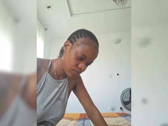 GlobeTrottieHottie1 webcam