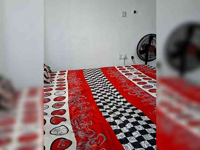 GlobeTrottieHottie1 webcam