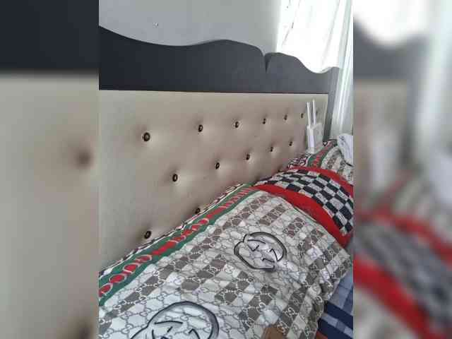 GlobeTrottieHottie1 webcam