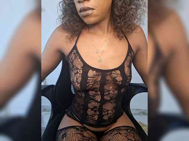 GlobeTrottieHottie1 webcam