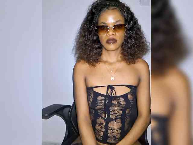 GlobeTrottieHottie1 webcam