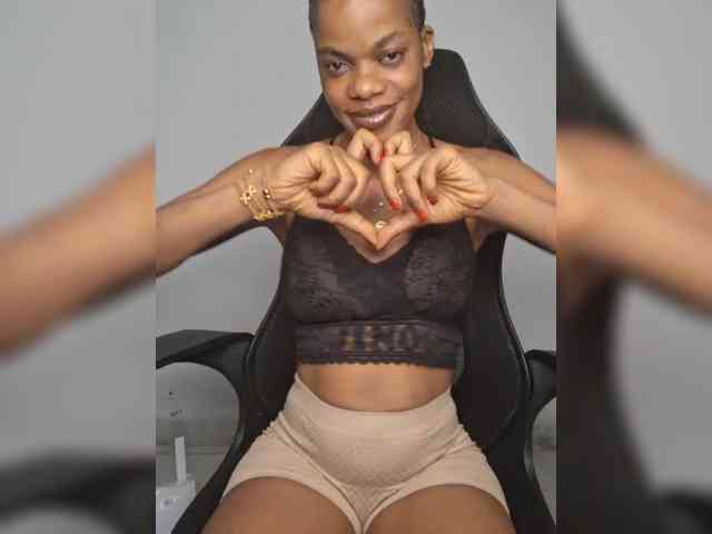 GlobeTrottieHottie1 webcam