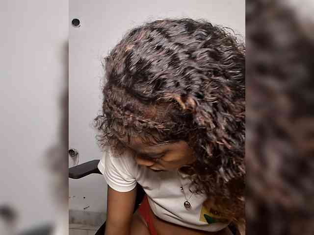 GlobeTrottieHottie1 webcam