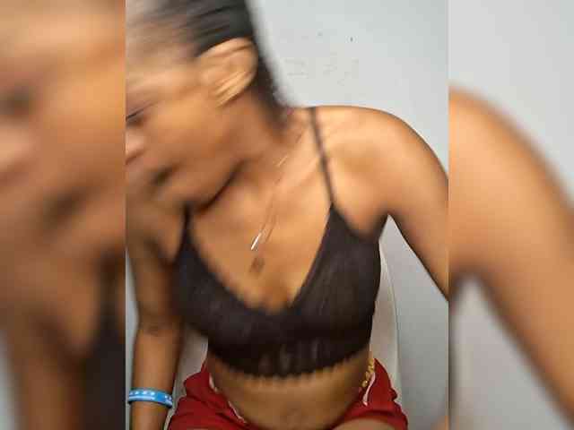 GlobeTrottieHottie1 webcam