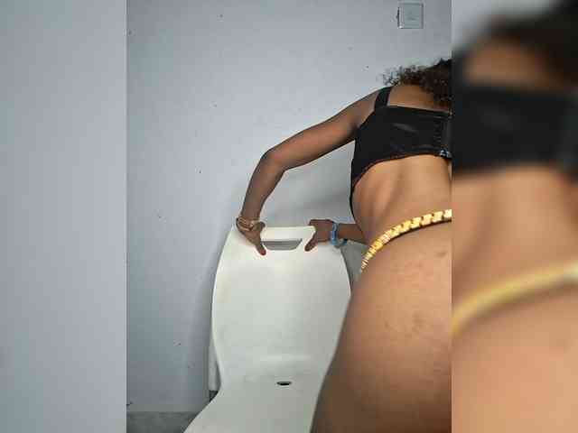 GlobeTrottieHottie1 webcam