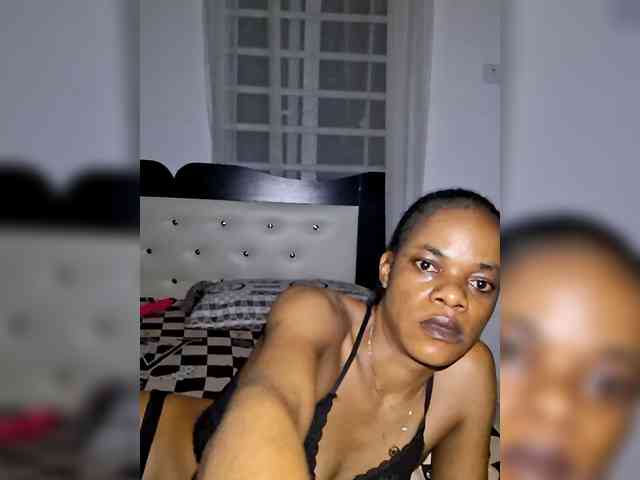 GlobeTrottieHottie1 webcam