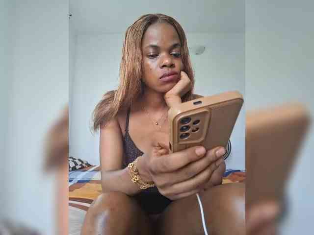 GlobeTrottieHottie1 webcam