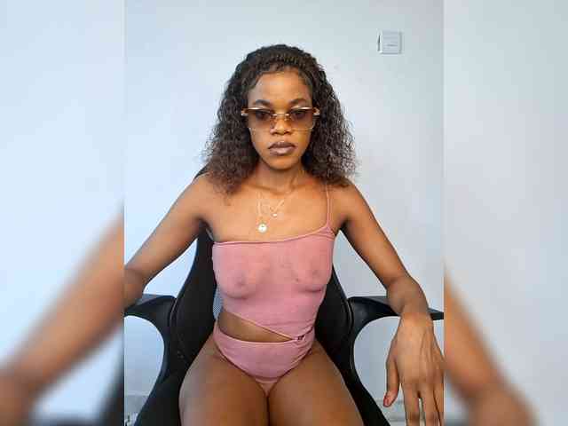 GlobeTrottieHottie1 webcam