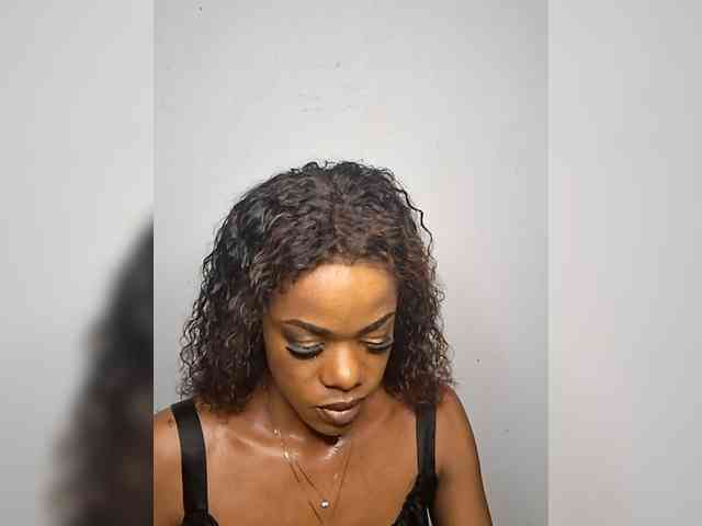 GlobeTrottieHottie1 webcam