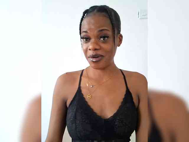 GlobeTrottieHottie1 webcam