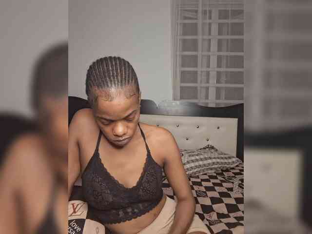 GlobeTrottieHottie1 webcam