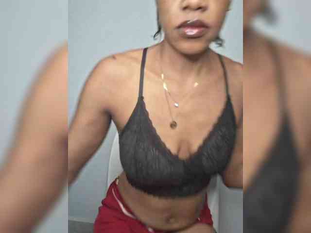 GlobeTrottieHottie1 webcam