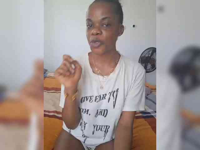 GlobeTrottieHottie1 webcam