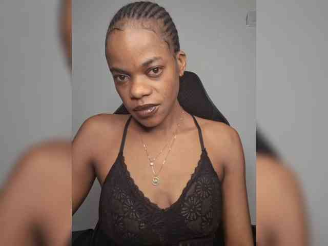 GlobeTrottieHottie1 webcam